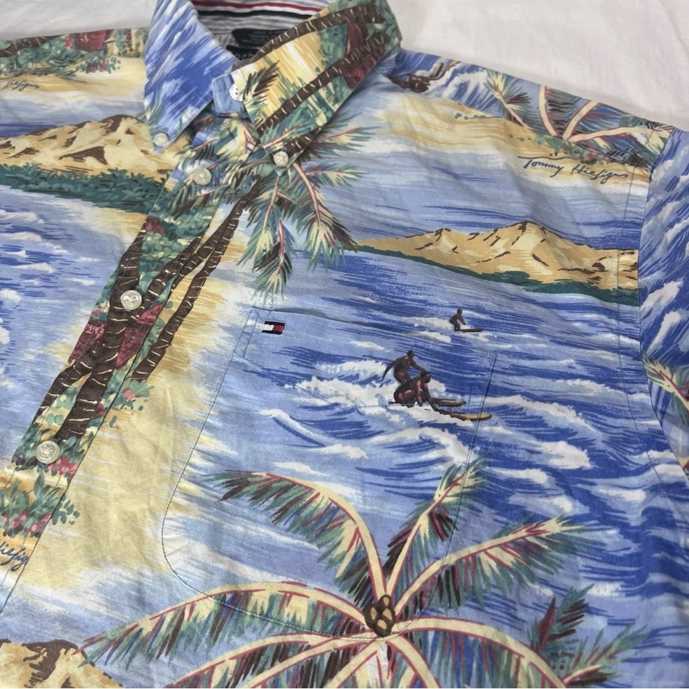 Vintage Tommy Hilfiger Men's Tropical Beach Print Shirt Hawaiian button down